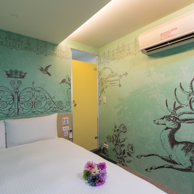 ※408  Princess’ Room